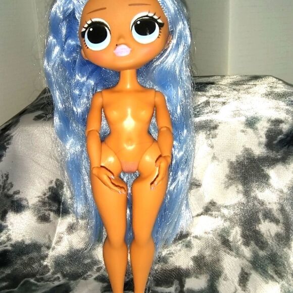 LOL Surprise Dolls OMG DOLL SNOWLICIOUS Big Sis Doll Nude Baby SNOW QUEEN GIRL - Picture 4 of 4